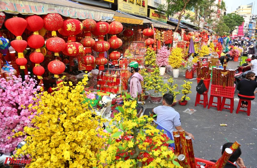 Chọn màu sơn nhà đón tết cho người mạng Thổ